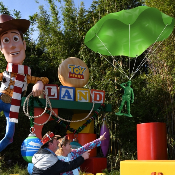 Meet your Posher 5 π  Posh Ambassador - Picture 4 of 9